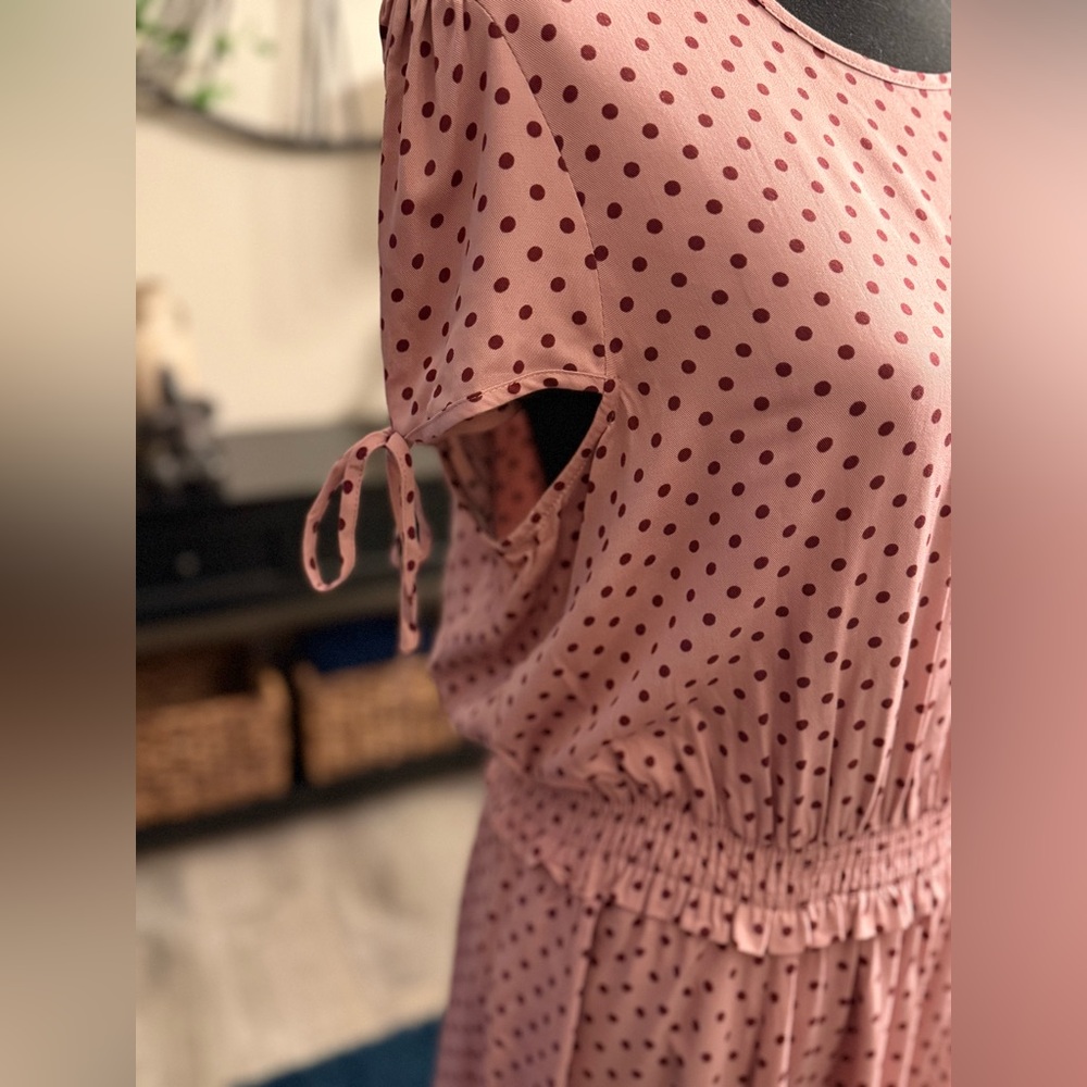 NWT Gal Meets Glam Corinne Polka Dot Smocked Waist A-line Dress - Picture 3 of 7